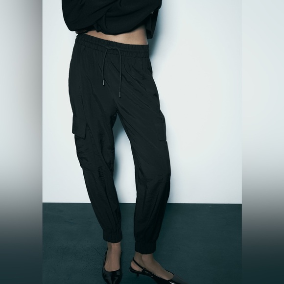 Zara ELASTIC WAIST CARGO PANTS Size:S - Picture 2 of 8
